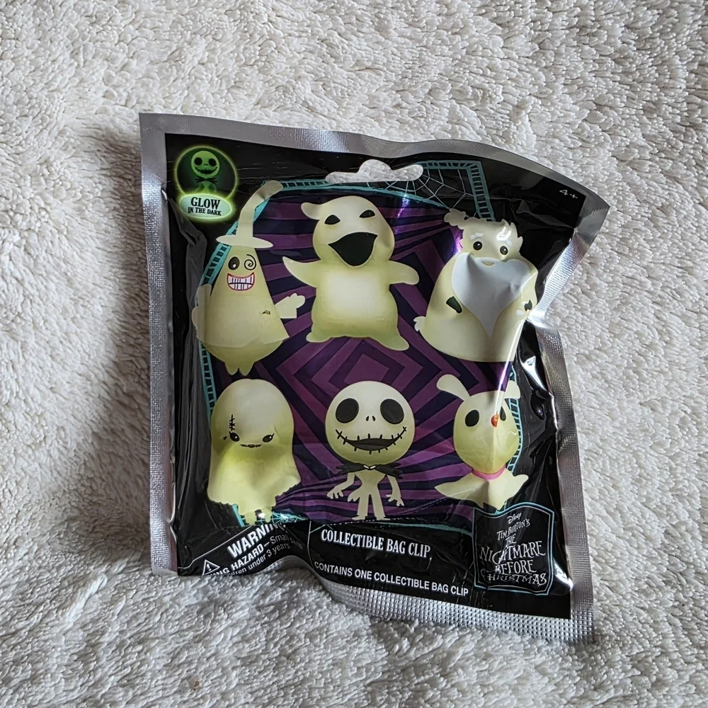 Disney Glow-in-the-Dark Collectible Bag Clip